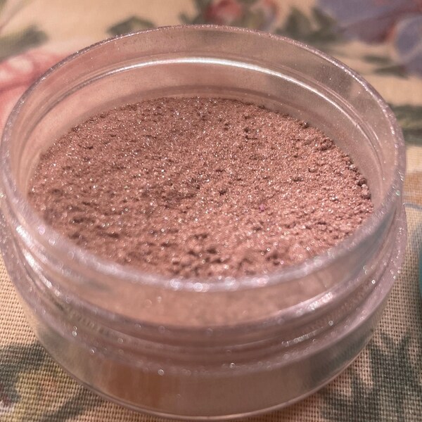 Natural ingredient, chemical free Cocoa Rose Shimmer powder highlighter eye shadow 100% organic handmade makeup from plants and minerals