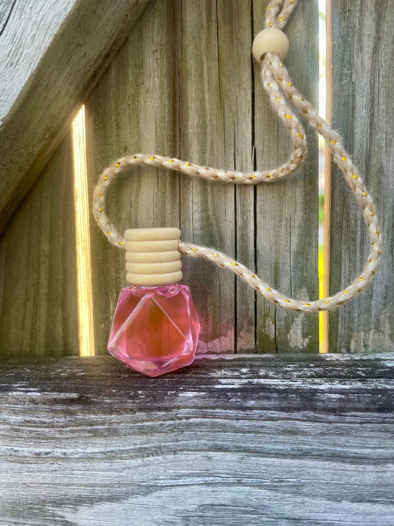 Hanging Diffusers Prism Cut Glass Multicolored Oil Scent Blends Prefilled Hanging Diffusers Trendy Colorful Car Accessories Jasmin Cherry