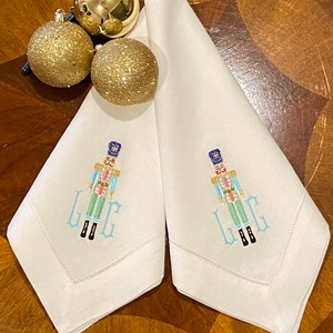 Tovagliolo da cena in lino con monogramma natalizio Schiaccianoci