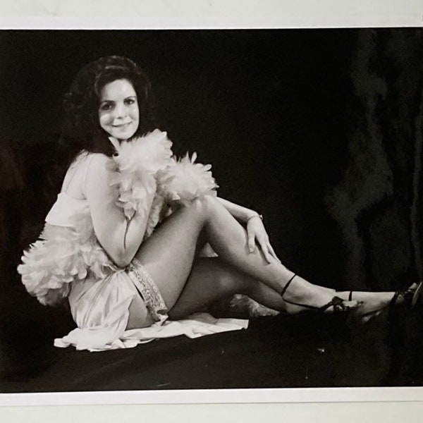 Vintage 1970's 8x10 inch Mature Nude Beautiful Burlesque Dancer Pinup Original Photo “Great Legs”