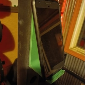 Magnetic J-cup style phone holder for squat power rack 3D printed