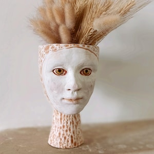 現在、この商品の在庫はありません - Etsy 黒赤彫刻花模様花瓶 中国 堆