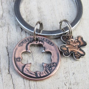 40th Birthday 1984 Clover Lucky Penny  Keychain 40th Anniversary 40th Birthday Gift Gift made from a 1984 U.S One cent  Coin Jewelry