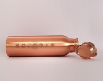 Gourde en cuivre tamba 7 chakras | 100 % cuivre | Etanche aux fuites | Résistant - Fabriqué en Inde