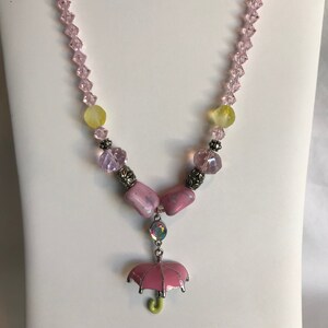 Rosa Regenschirm Halskette mit Eartings