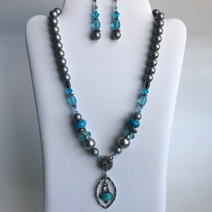 Blue and Gray Glass Necklace with Earrings