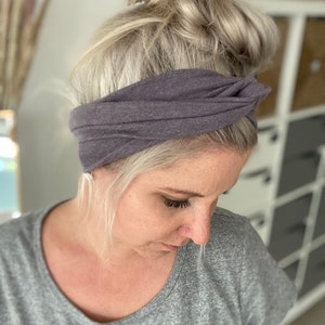 Elastique à cheveux à nouer en gris clair/lilas en coton biologique avec chanvre légèrement élastique au look flammé doux image 9