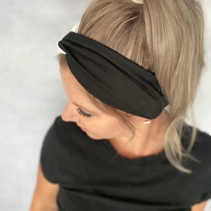 Nouélina knot hairband black and white, three styles in one, soft and shiny, can be worn with a knot or in a turban look image 9