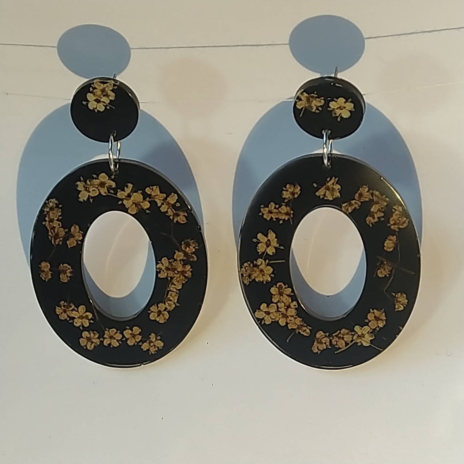 Black Resin Earrings With Elderflower Etsy Israel