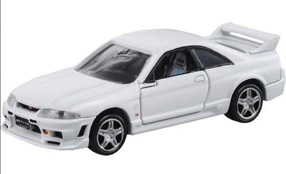 nissan skyline miniature