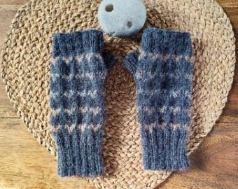 Mittens - for picking up pebbles -