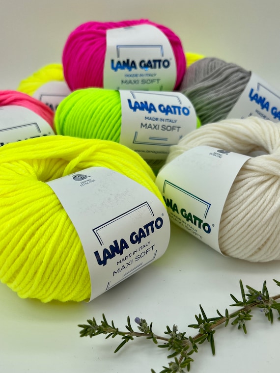 MAXI SOFT 100% Merino Wool Knitting Yarn, Lana Gatto, Italian Yarn, Aran Weight Knitting Yarn, 50g/90m