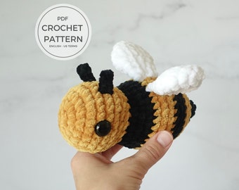 Bee-Autiful Amigurumi Bee Crochet Pattern - Beginner Friendly Crochet Pattern
