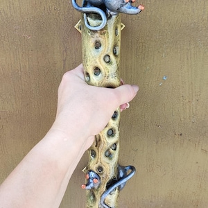 Tirador de puerta para tienda. Tirador de puerta para bodega de quesos. Tirador de hierro. Ratón. Queso. Decoración de puerta. Un regalo para ella. Decoración.