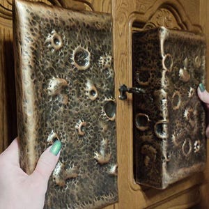 Pizza Slice Door Handle – Handmade Metal Handle, 30cm Artistic Door Pull, Custom Pizza Handle for Interior Doors