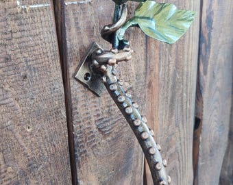 Octopus Tentacle Door Handle with Rose – Nautical Gothic Home Decor