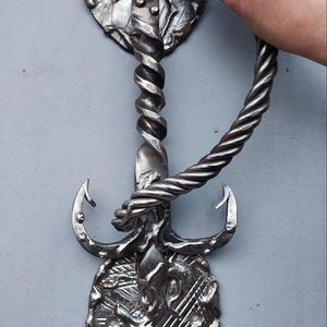 Gothic Anker Türknauf - Handgeschmiedeter Griff aus Schmiedeeisen, nautische mittelalterliche Türbeschläge, gedrehter Metallgriff, einzigartiges Eingangsdekor