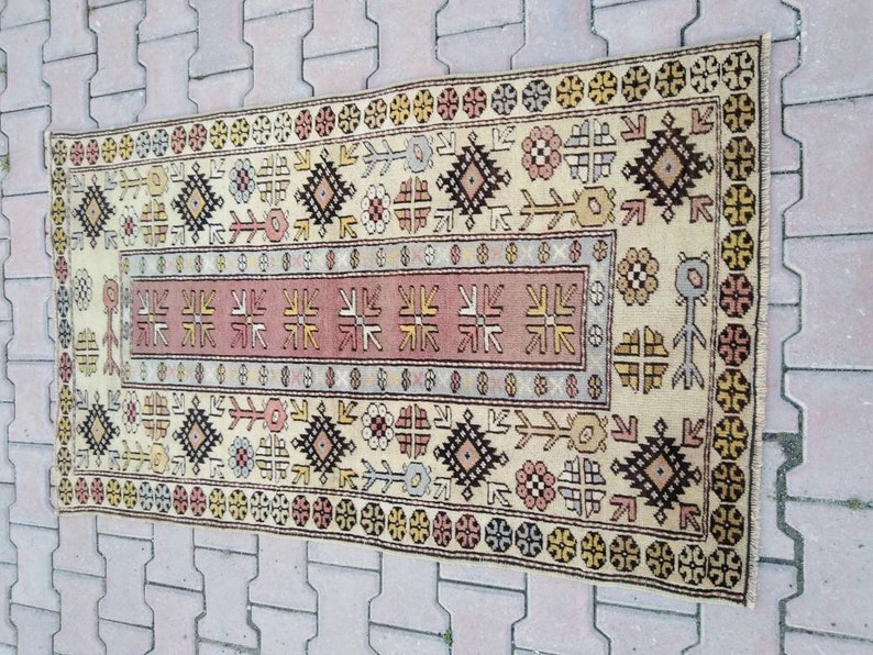 FREE SH\u0130PP\u0130NG!! Vintage rug turkish hand made rug anatol\u0131an rug 2.8\u00d74.4 feet