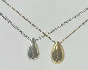Teardrop Cremation Urn Necklace: Sterling Silver Memorial Locket