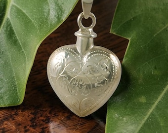 Cremation Etched Heart Urn Necklace, Memorial Jewelry Ashes Necklace