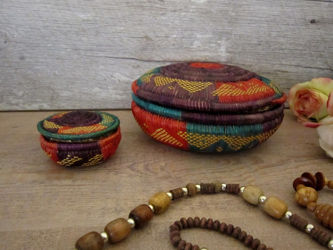 Set of Two Ratan Bowls With Lids Jewelry Boxes Vintage Etsy