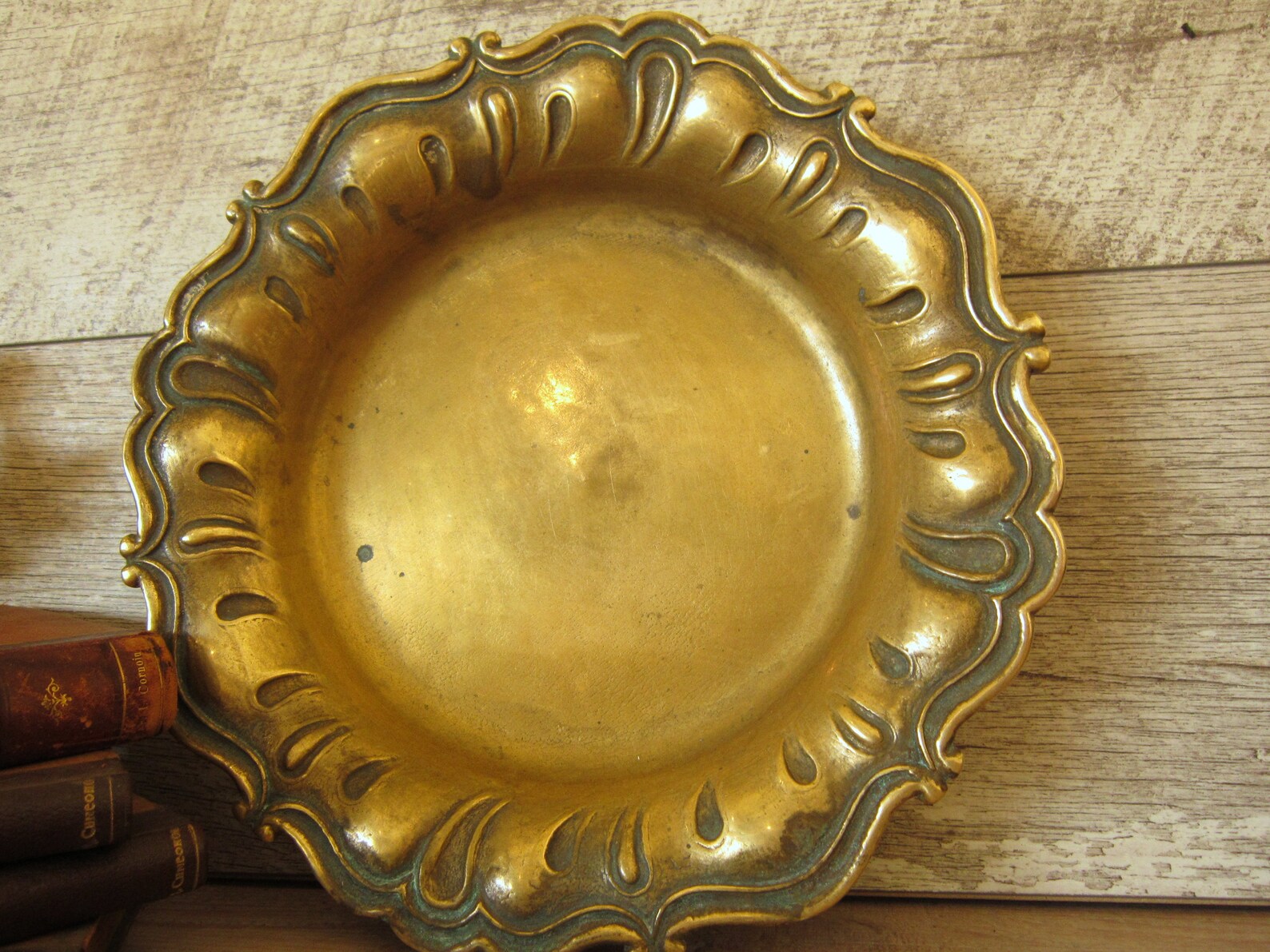 Vintage Bronze Wall Plate Large Round Bronze Decorative Wall Etsy