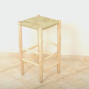 High Bar stool in raw wood and palm leaves -  Handmade Bar Chair in wood