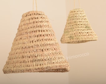 Braided pendant lamp in natural palm fiber - Suspension en osier