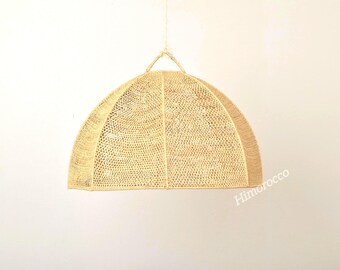 Handcrafted Raphia Pendant - Suspension in raffia