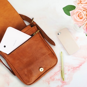 Leathers Genuine Crossbody Purse Bag - Multi-purpose Zip Pockets - Leather Handbags for iPad - Premium Crossover Small Bag Over the Shoulder