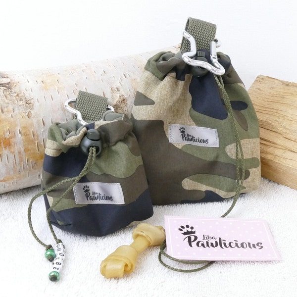 Leckerlitasche Futterbeutel Hundeleckerli  in 2 verschiedenen Größen Farbe Camouflage von LibaPawlicious