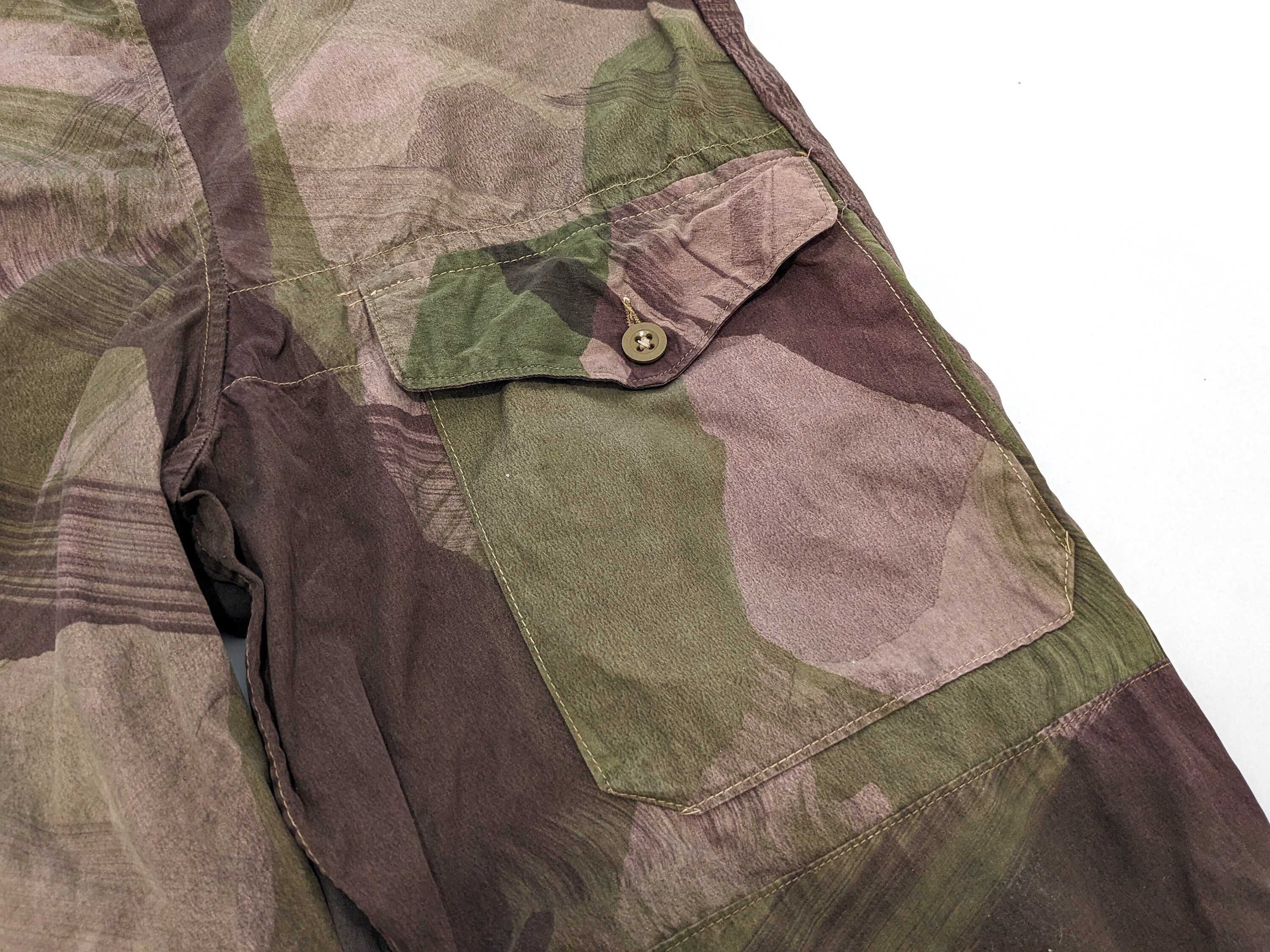 Vintage 40s WW2 British Army Camouflage Windproof Cargo Vintage 40s WW2 British Army Camouflage Windproof Cargo