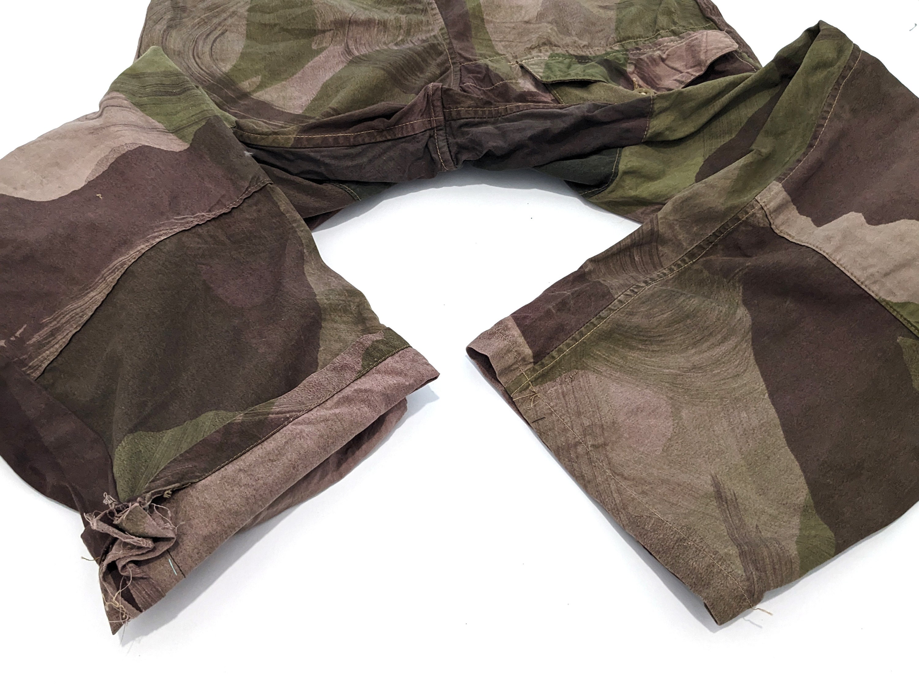 Vintage 40s WW2 British Army Camouflage Windproof Cargo Vintage 40s WW2 British Army Camouflage Windproof Cargo