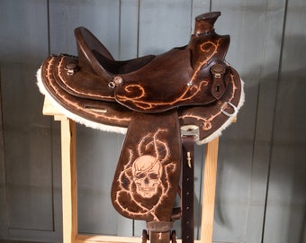 Custom quality handmade western saddle Wade with wooden tree