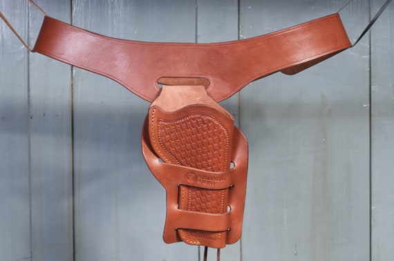 Holster with belt for colt peacemaker