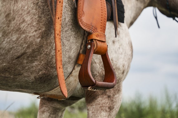 Handmade luxury oak wooden western stirrups 3"