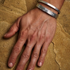 BRACCIALE FASCIA BATTUTO immagine 7