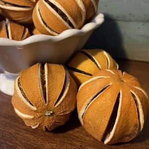 3 Whole Slitted Dried Oranges