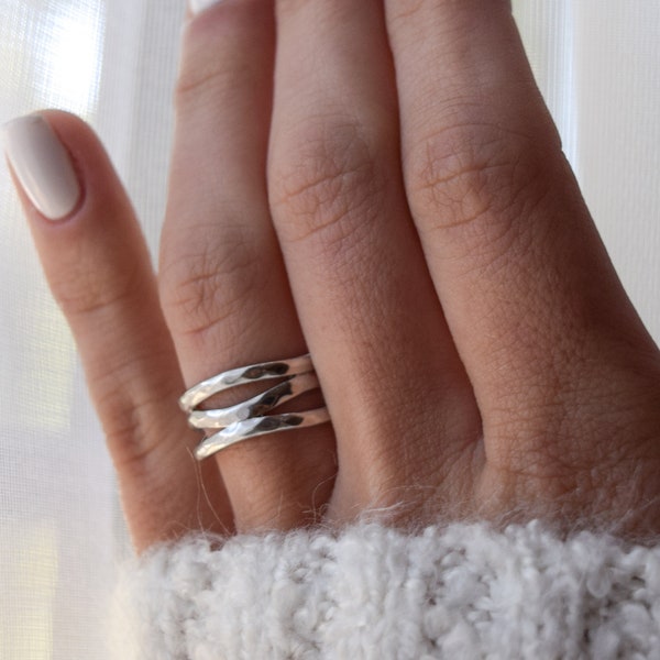 Triple Band Ring, Hammered Metal Ring, Three Band Ring, Stacking Ring, Intertwined Bands, Sterling Silver Ring, Interlocking Rings