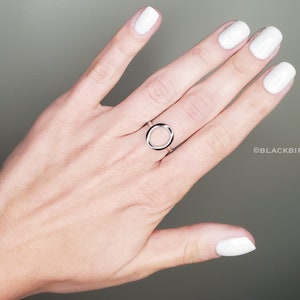 Open Circle Ring, Sterling Silver Ring, Karma Ring, Geometric Ring, Minimalist Ring, Modern Silver Ring, Open Circle Cutout Ring, Thumb Ring