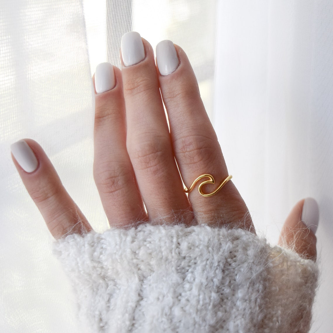 Classic Golden Ocean Wave Ring main image 1