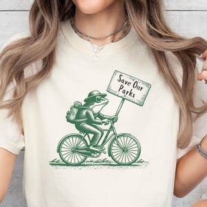 Chemise parcs nationaux, grenouille couleurs confort, chemise grenouille et crapaud, grenouille de Portland, bicyclette grenouille, t-shirt livres classiques, pour militant, pour libéral
