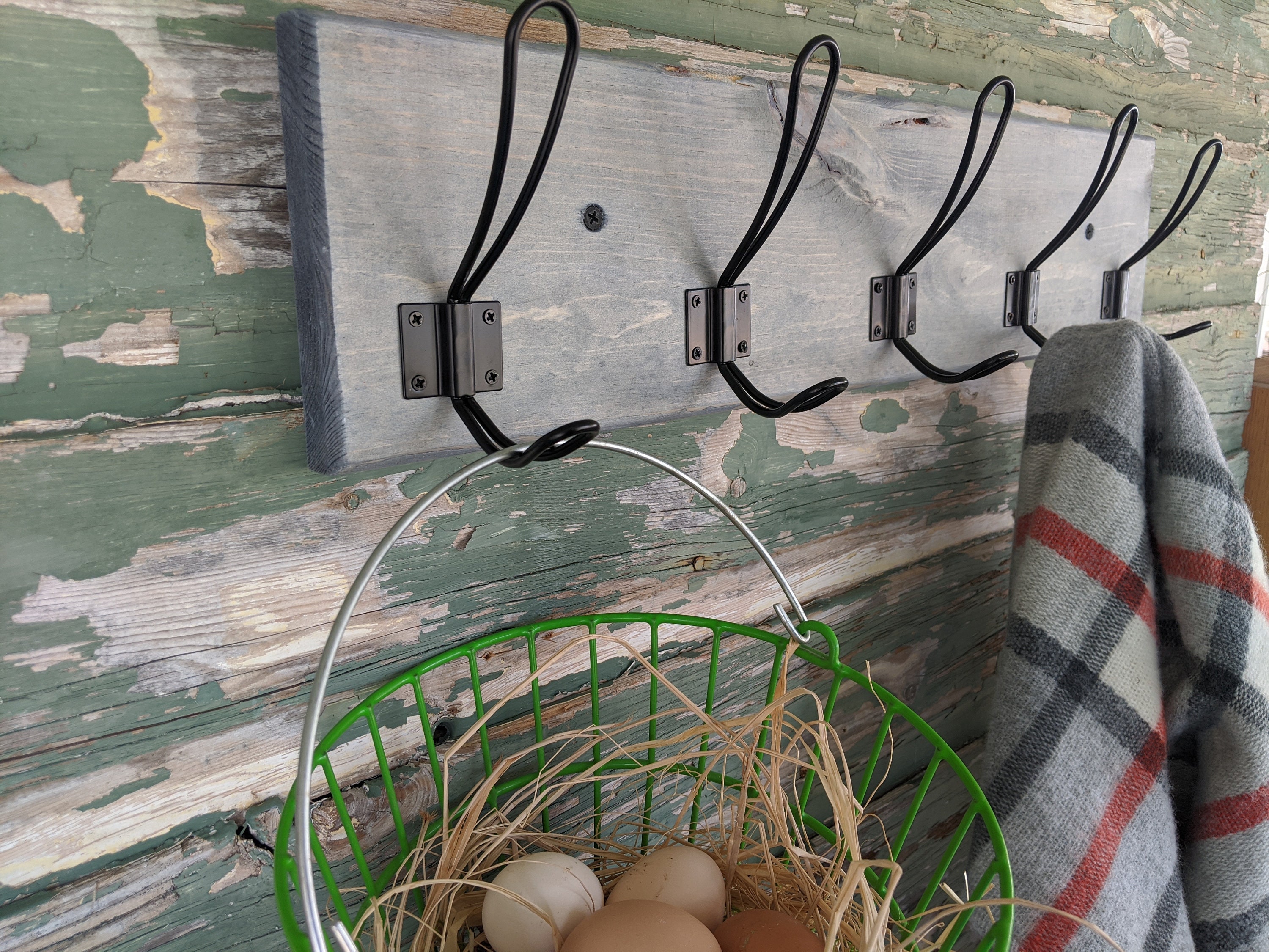 Antique Washed Farmhouse Style Wall Mounted Wire Hook Rack Etsy