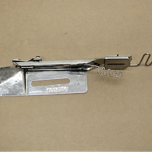 Industrial Sewing Machine 1-1/4" Binding Folder