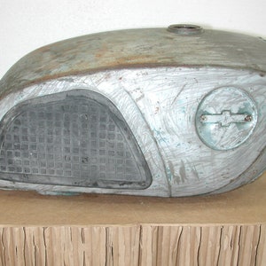 Vintage HONDA CB125 1967/1968 OEM Motorcycle Fuel Petro Gas Tank