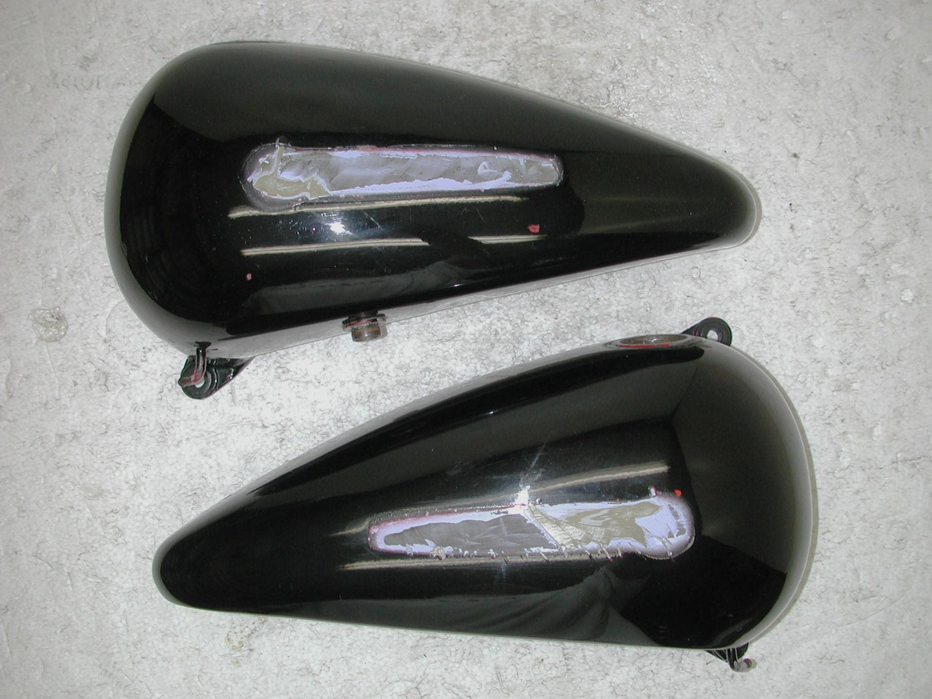 Harley Davidson Softail Heritage FXST 1984-1999 OEM 4.2 Gal Split