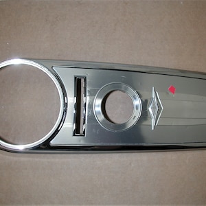 Harley Davidson Road King FLHR 2012-2015 OEM 70900117 Chrome Dash Console