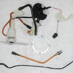 Harley Davidson Road King FLHR 2008-2022 OEM 75076-08 Motorcycle Fuel Pump Assembly