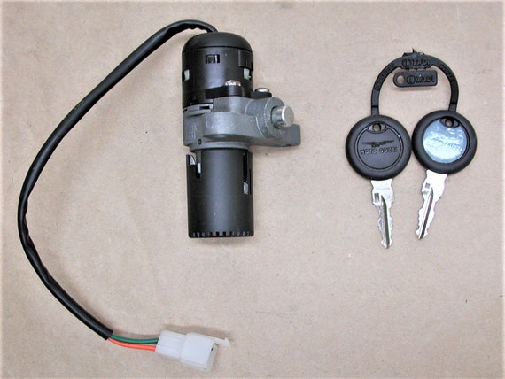 kei3。 Moto Guzzi 2014 V7 OEM Q933 Genuine Ignition Switch Lock Keys - Etsy