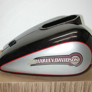 Harley Davidson Electra Glide 2007 FLHTC OEM EFI  Motorcycle Fuel Gas Tank Part #61360-07